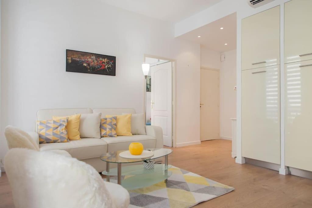 #28 1 Bdr Flat Ac Balcony Hper Central 10Mins To Beach & Old Town Nizza Exterior foto